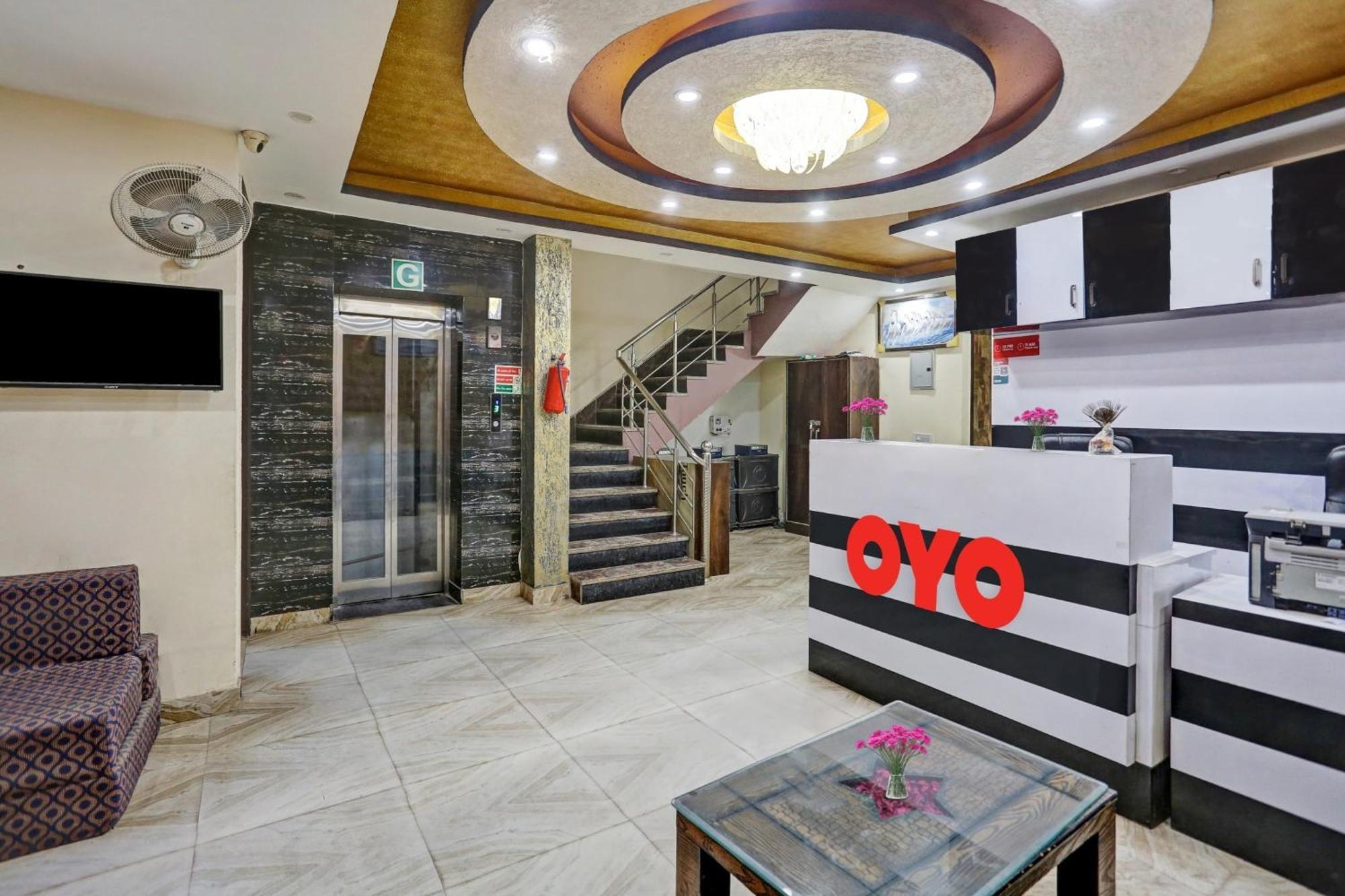 Hotel O Hotel Blue Orchid นิวเดลี ภายนอก รูปภาพ