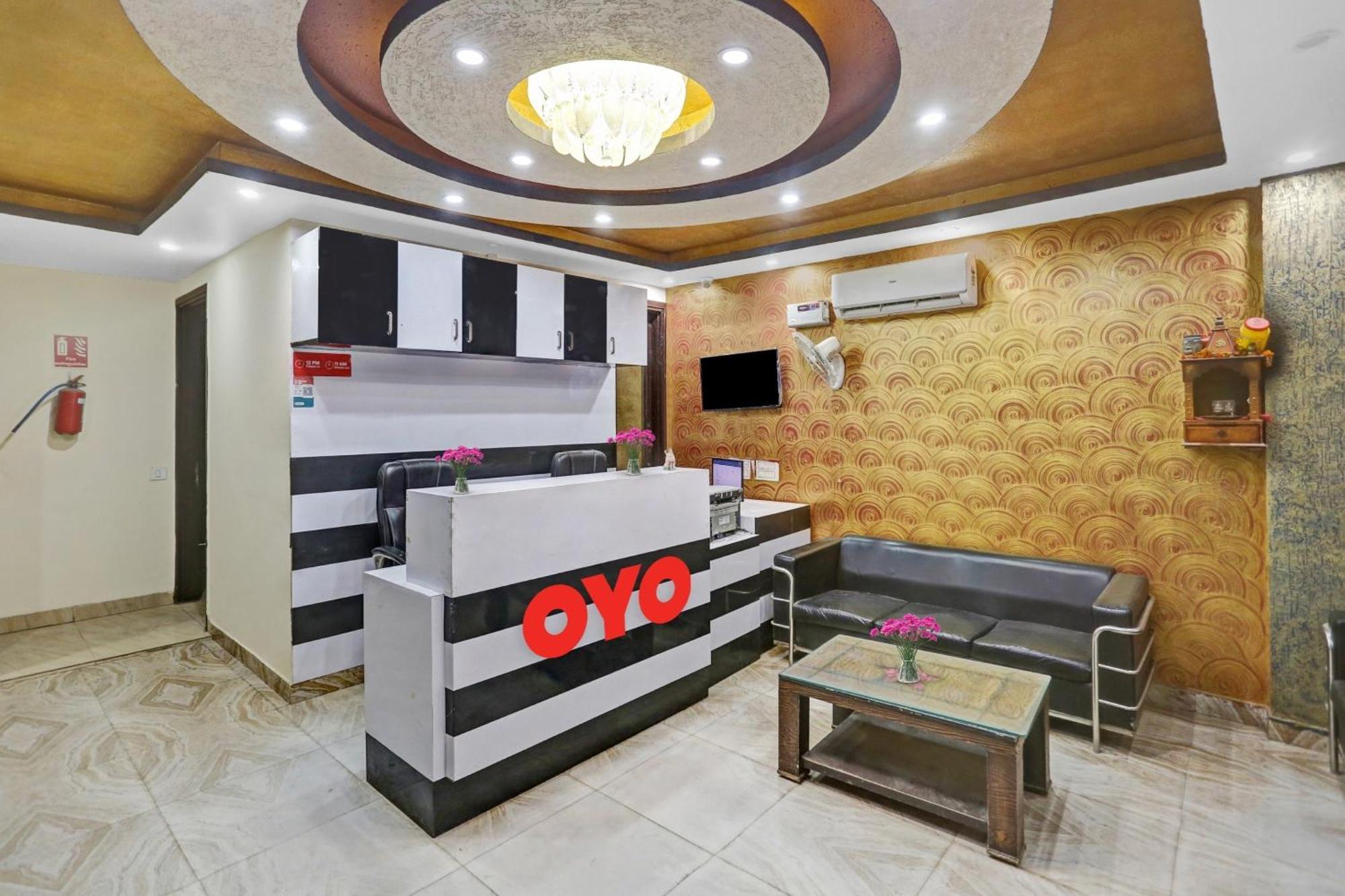 Hotel O Hotel Blue Orchid นิวเดลี ภายนอก รูปภาพ