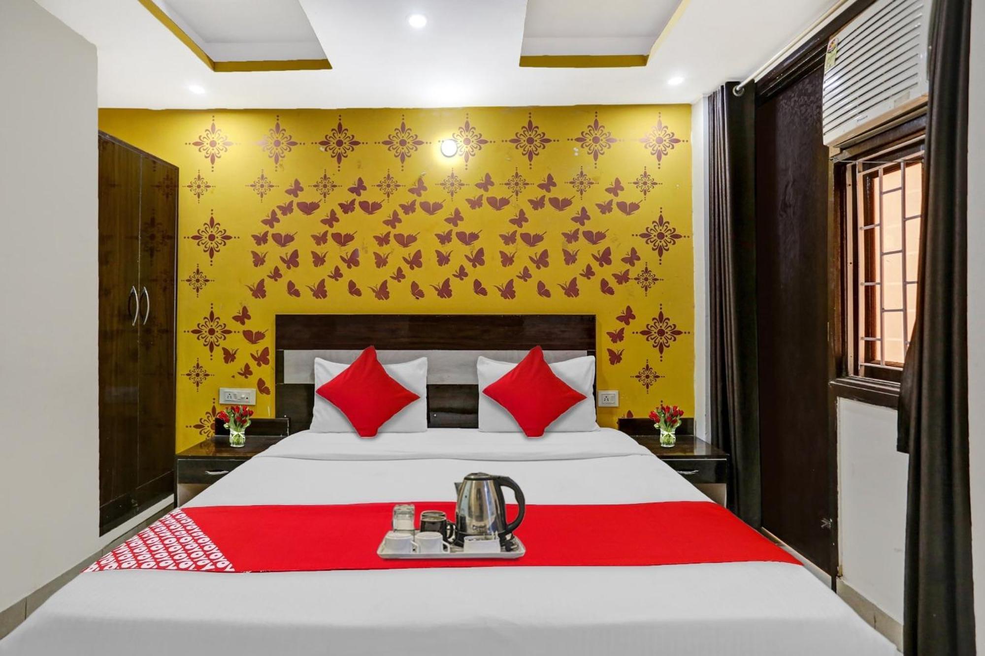Hotel O Hotel Blue Orchid นิวเดลี ภายนอก รูปภาพ